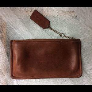 VINTAGE COACH LEATHER ZIPPER WALLET